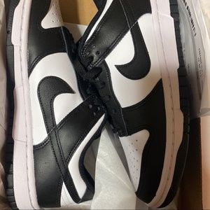 Brand New Women’s Nike Panda Dunks size 8